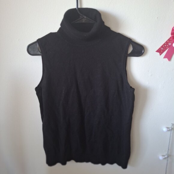 Cable & Gauge Black Sleeveless Turtleneck Knit Top, Size M, Ribbed Pullover - Picture 3 of 6
